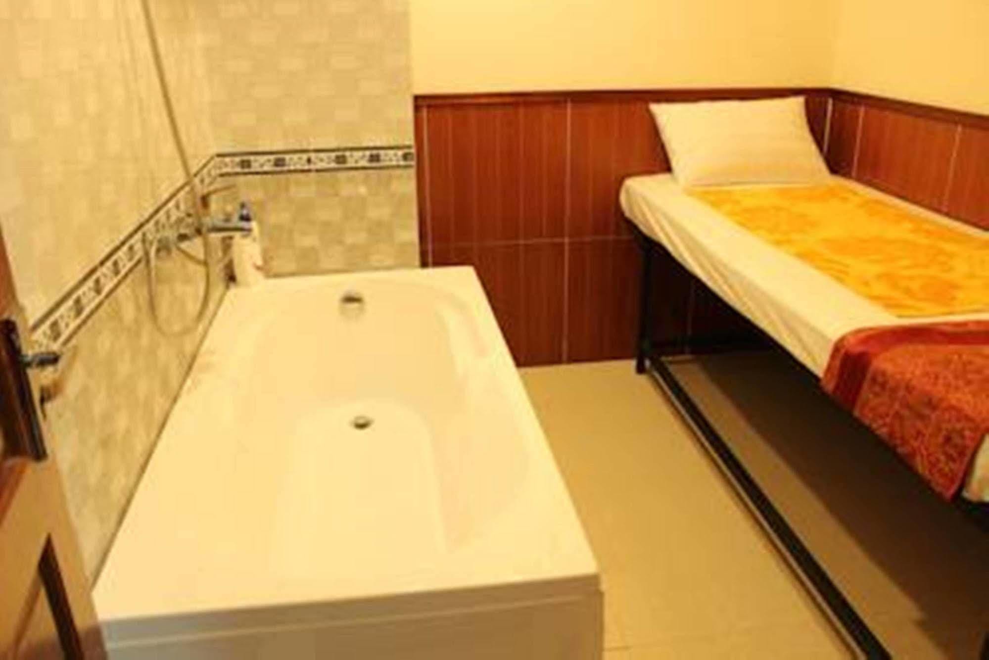 Oc Tien Sa Hotel Đà Nẵng Kültér fotó